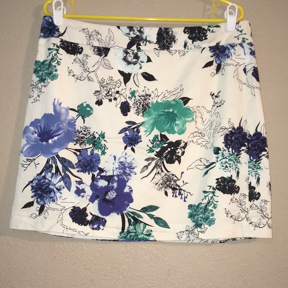 Cream Blue Black Green Loft Size 14P Mini Skirt